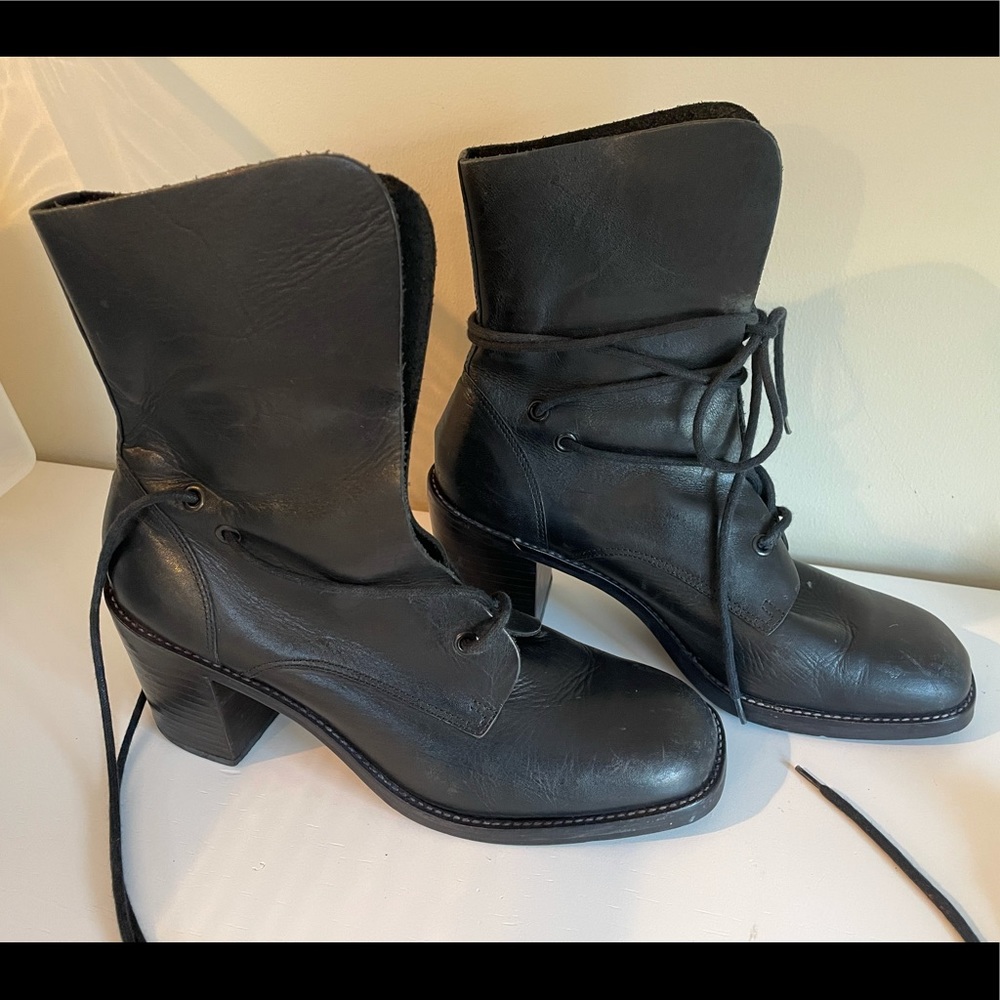 Steve Madden Stacked Heel Boot